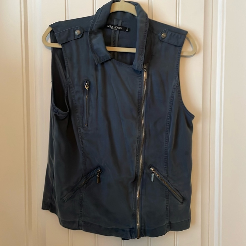 Max Jeans Women's Navy Zip-Front Utility Vest